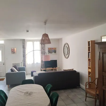 Maison Le Mans, Idealement Situee * Ле-Ман
